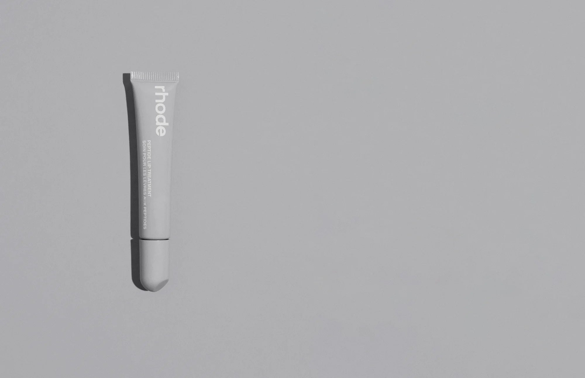 RHODE Lip Tint bálsamo labial disponible en Panamá — NAZ Beauty Shop